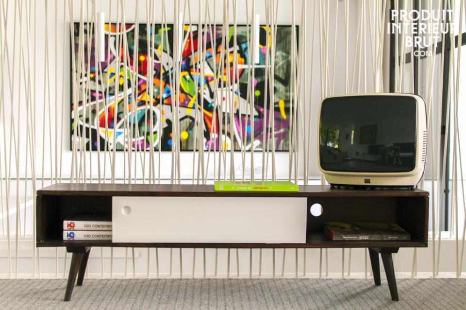 15 % Rabatt auf dieses TV-Möbel im skandinavischen Vintage-Stil von PIB-Home.…